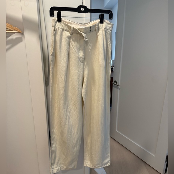 Cream colored & other stories pants. Super wearable, comfortable material. - Picture 1 of 8